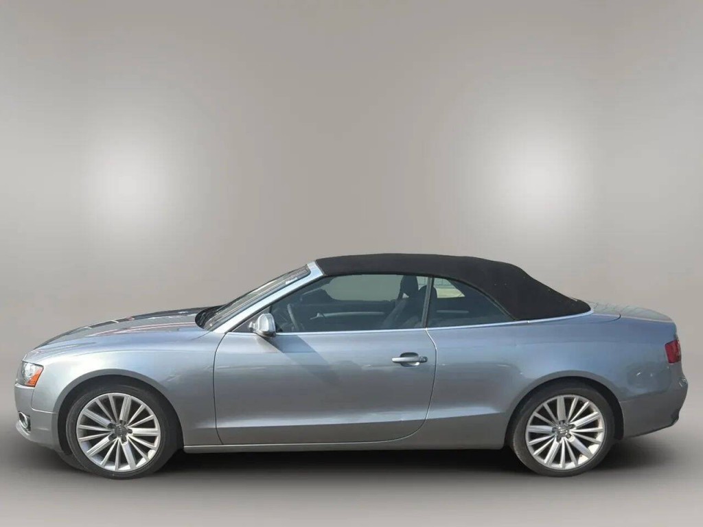 2010 Audi A5 Image 2