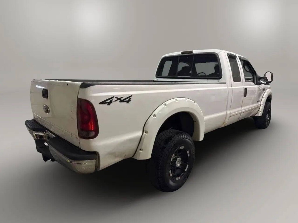 2003 Ford F-250 Image 3