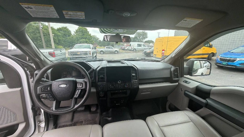 2016 Ford F-150 Image 9