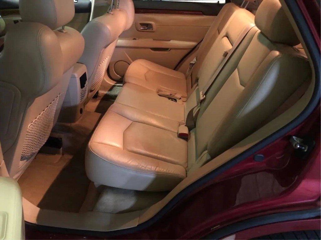 2008 Cadillac SRX Image 10