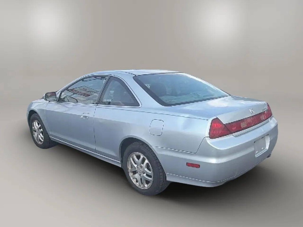 2002 Honda Accord Image 3