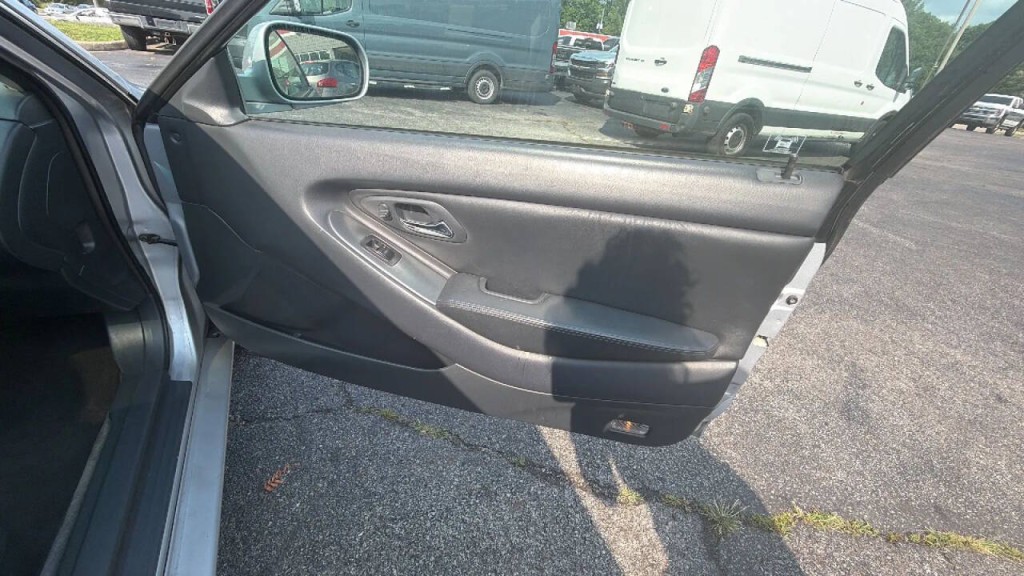 2002 Honda Accord Image 12