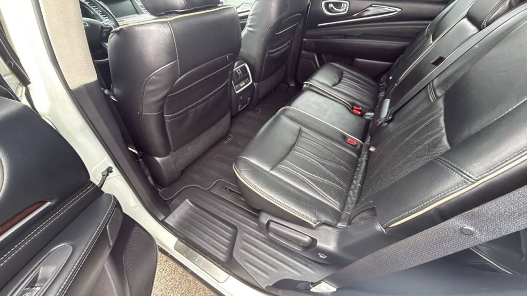 2017 INFINITI QX60 Image 12