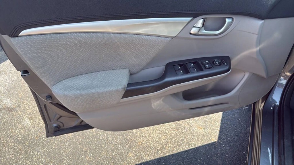 2013 Honda Civic Image 10