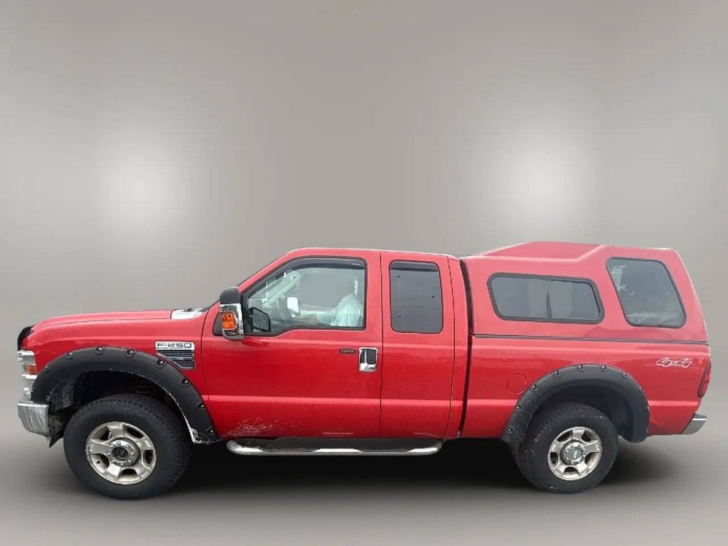 2009 Ford F-250 Image 2
