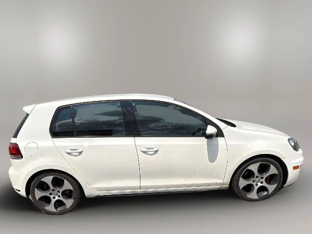 2013 Volkswagen GTI Image 6