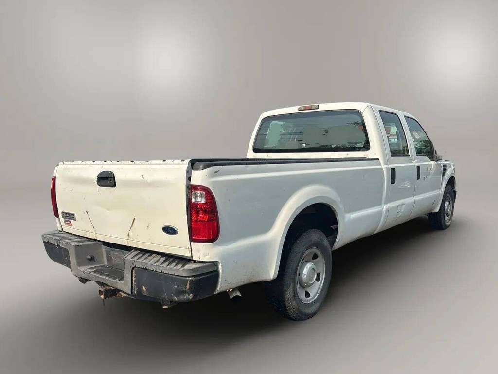 2009 Ford F-350 Image 5