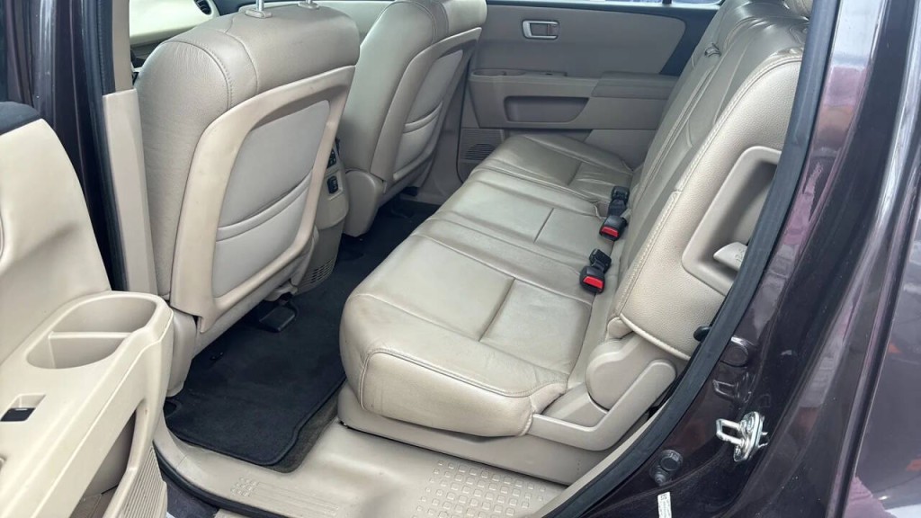 2015 Honda Pilot Image 12