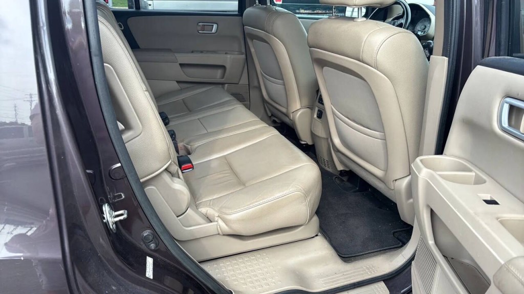 2015 Honda Pilot Image 15