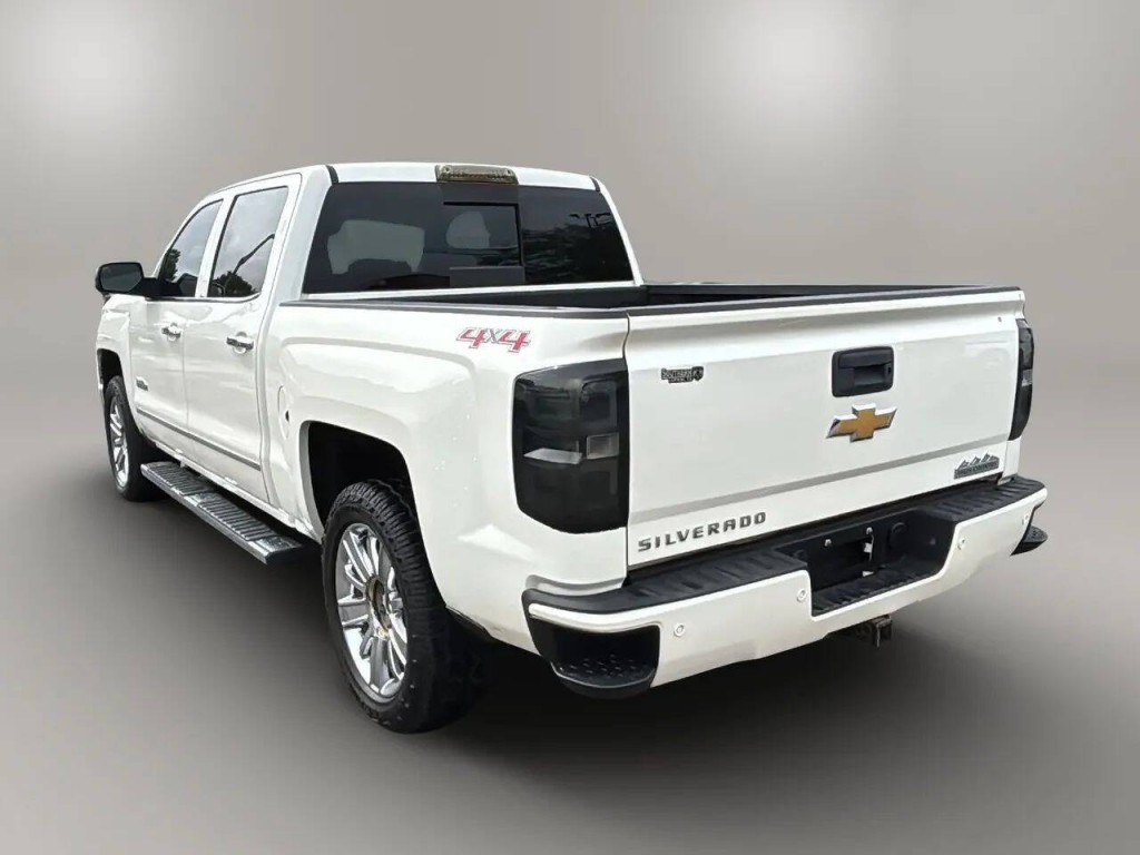 2015 Chevrolet Silverado 1500 Image 3