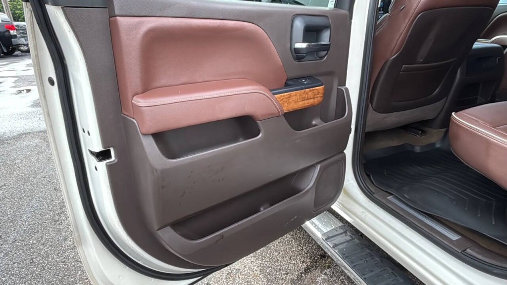 2015 Chevrolet Silverado 1500 Image 11