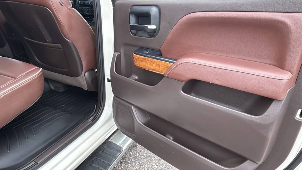 2015 Chevrolet Silverado 1500 Image 13