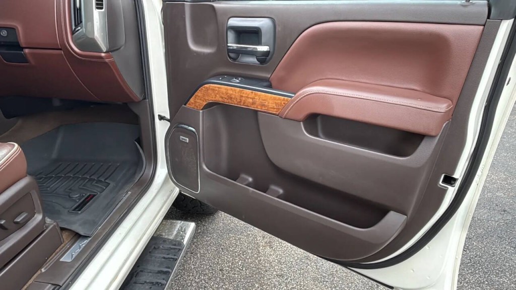2015 Chevrolet Silverado 1500 Image 15