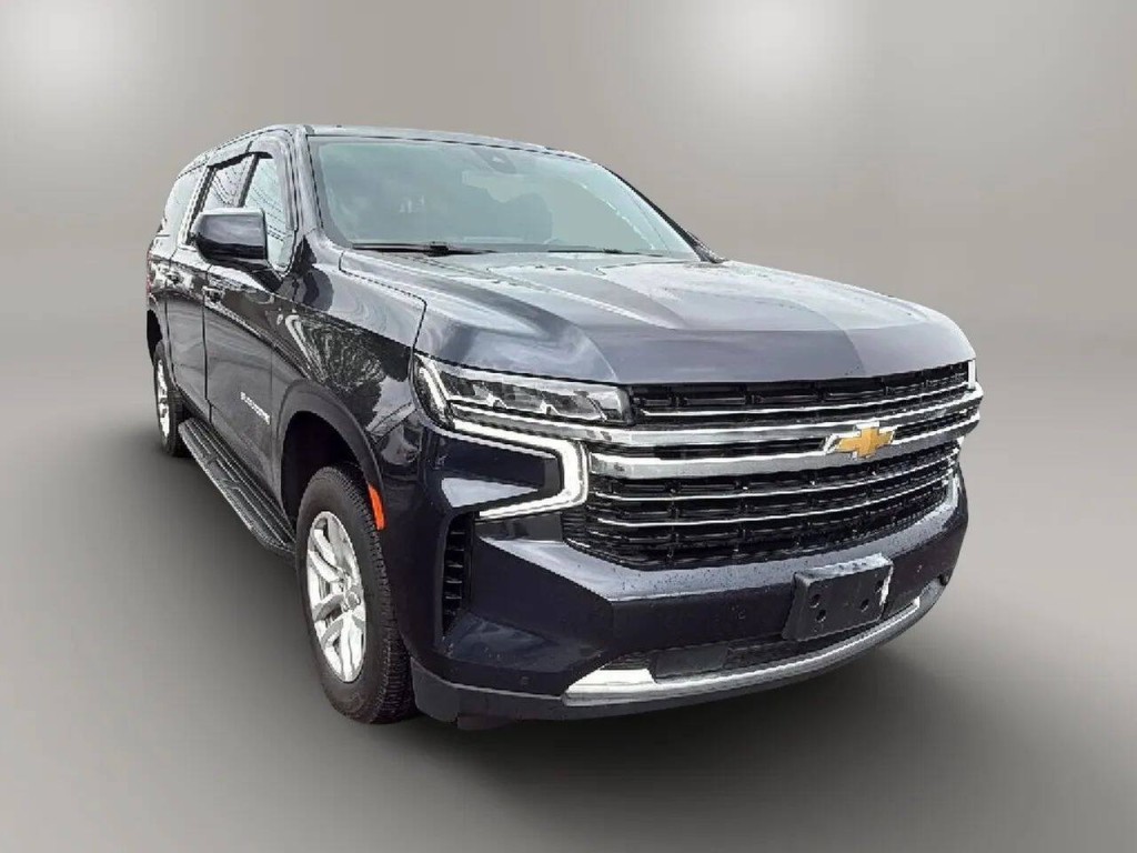 2022 Chevrolet Suburban Image 7