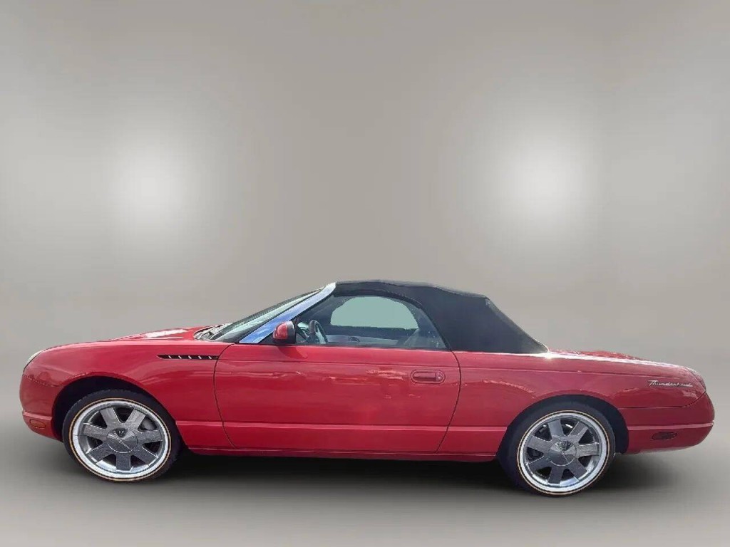 2002 Ford Thunderbird Image 4