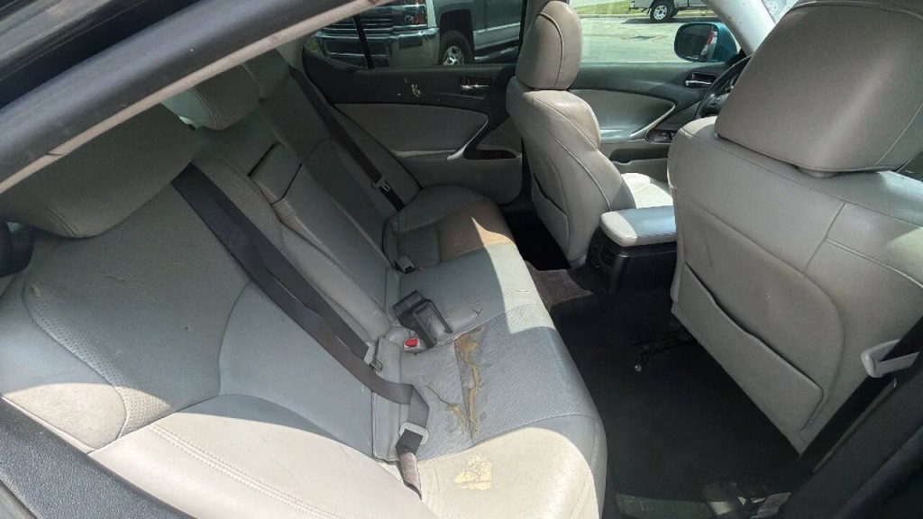 2006 Lexus IS 250 Image 15