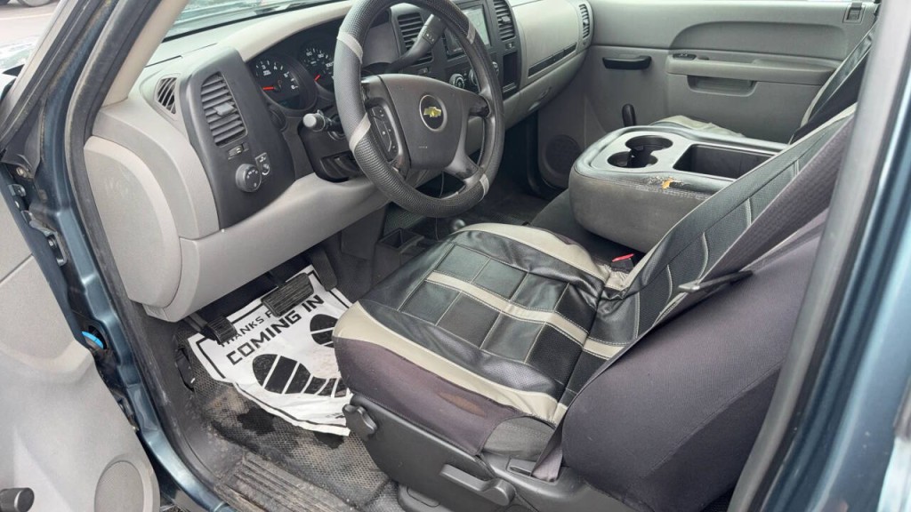 2010 Chevrolet Silverado 1500 Image 10