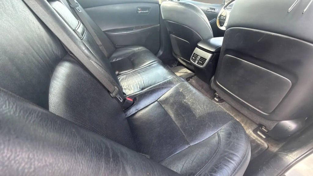 2011 Lexus ES 350 Image 13
