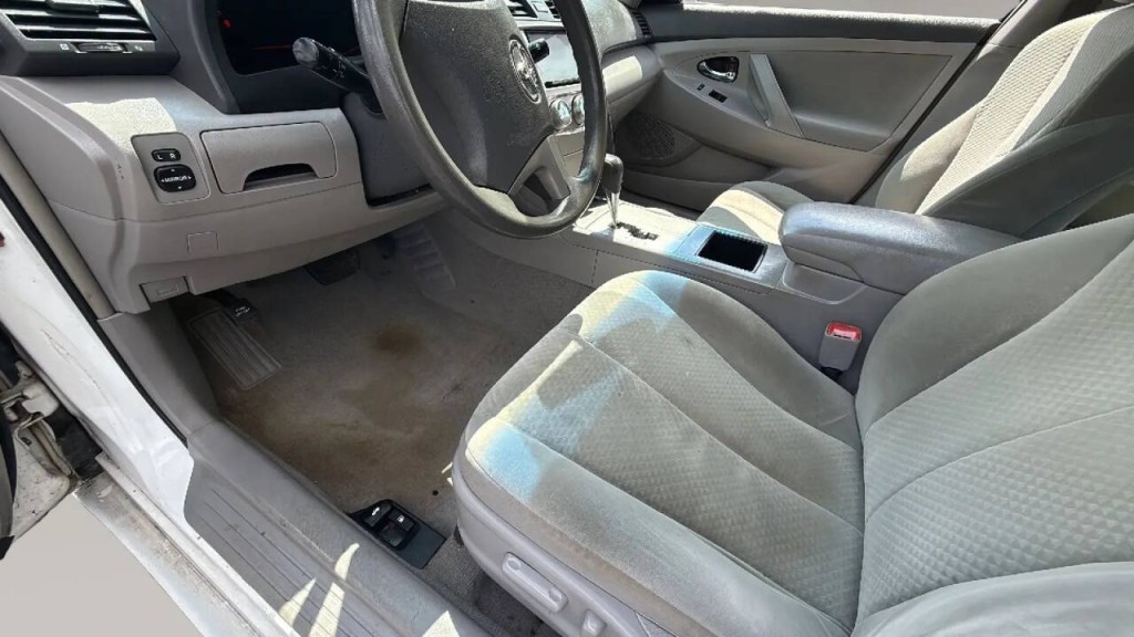 2008 Toyota Camry Image 10
