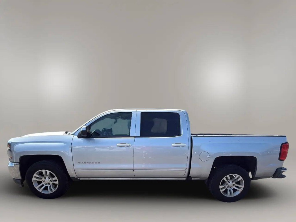 2018 Chevrolet Silverado 1500 Image 3