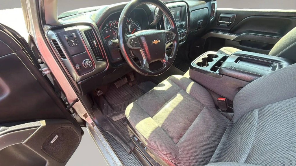 2018 Chevrolet Silverado 1500 Image 11