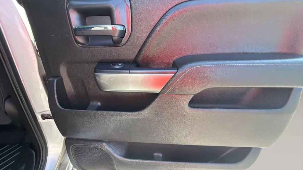 2018 Chevrolet Silverado 1500 Image 14