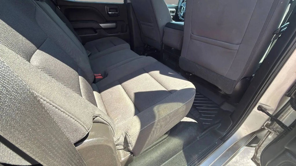 2018 Chevrolet Silverado 1500 Image 15