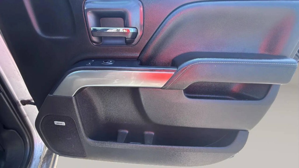 2018 Chevrolet Silverado 1500 Image 16
