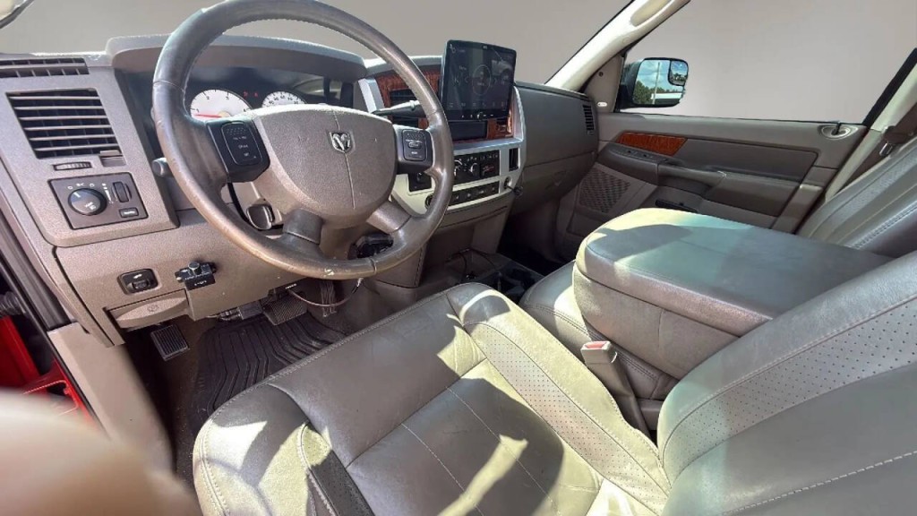 2007 Dodge Ram 3500 Image 10