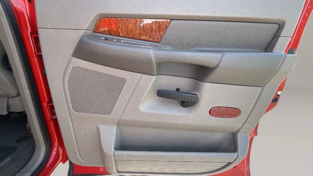 2007 Dodge Ram 3500 Image 13