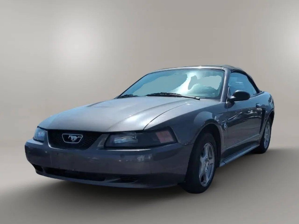 2004 Ford Mustang Image 1
