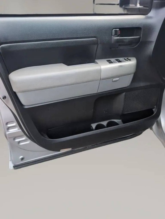 2007 Toyota Tundra Image 9