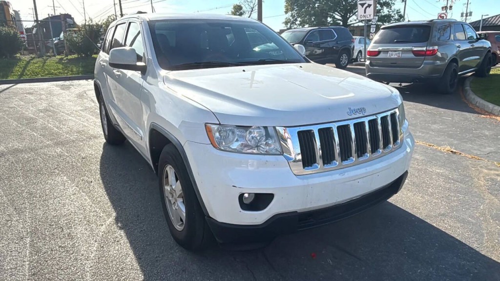 2011 Jeep Grand Cherokee Image 7