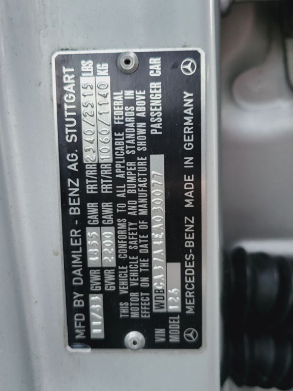 1984 Mercedes-Benz 500 Image 16