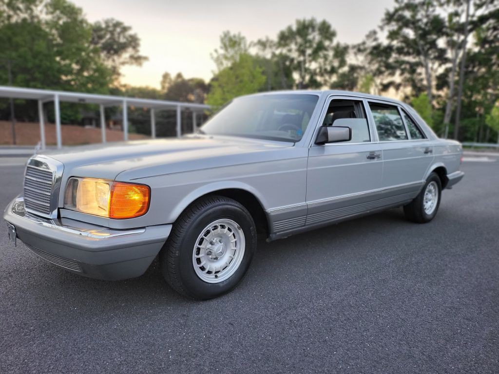 1984 Mercedes-Benz 500 Image 43