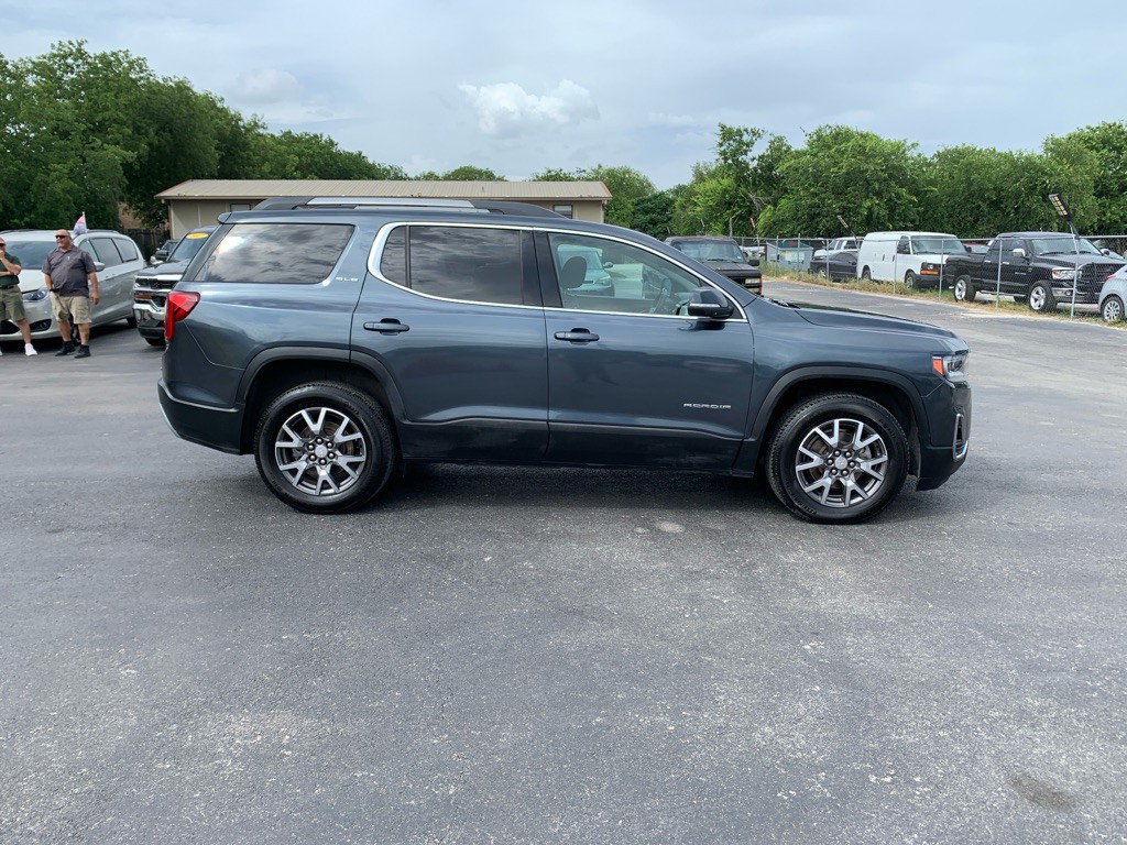 2020 GMC Acadia Image 2