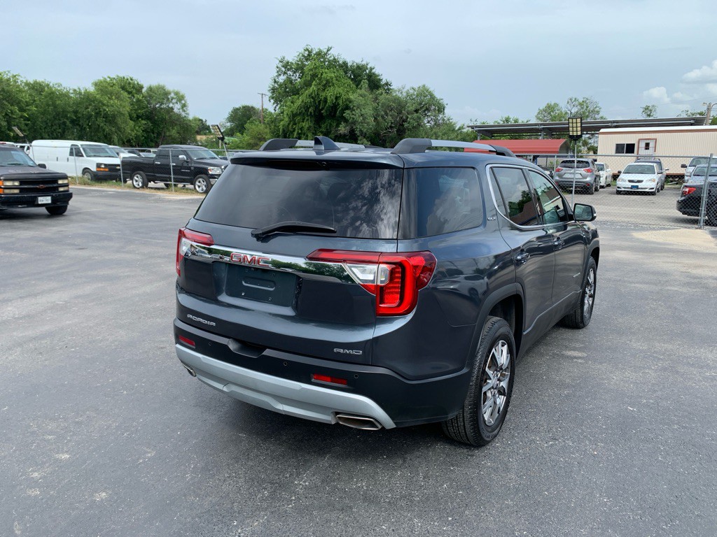 2020 GMC Acadia Image 3