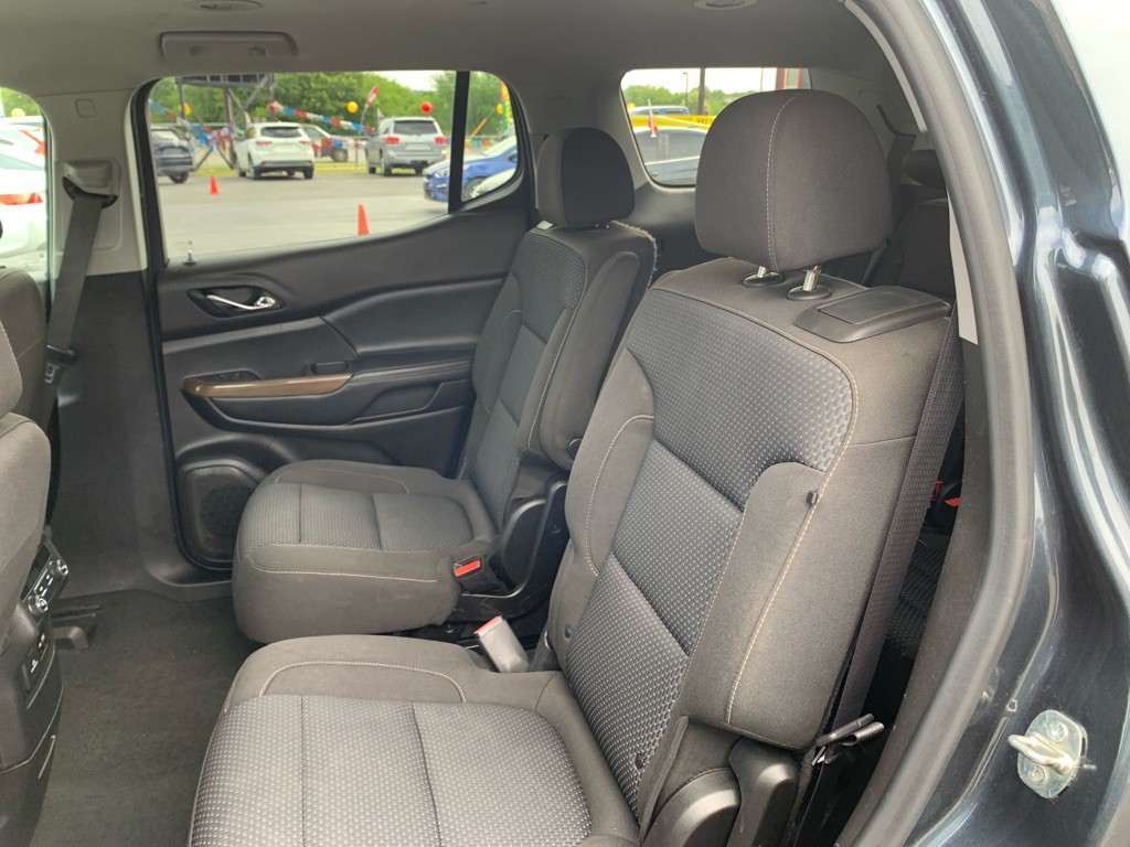 2020 GMC Acadia Image 11