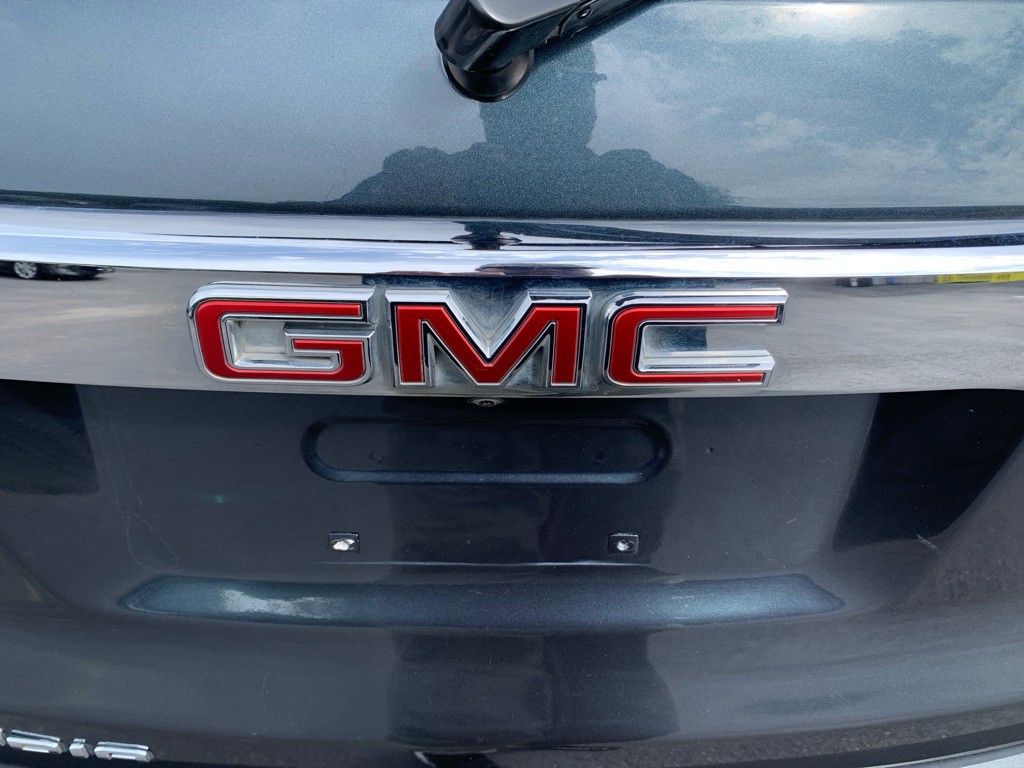 2020 GMC Acadia Image 28