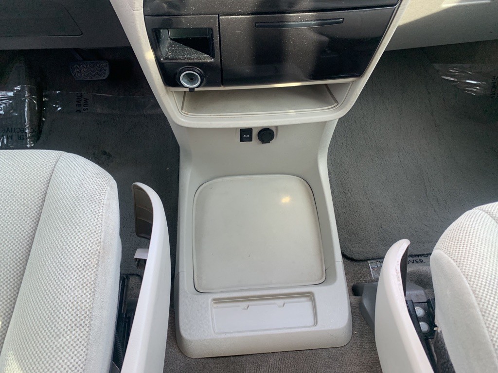 2012 Toyota Sienna Image 12
