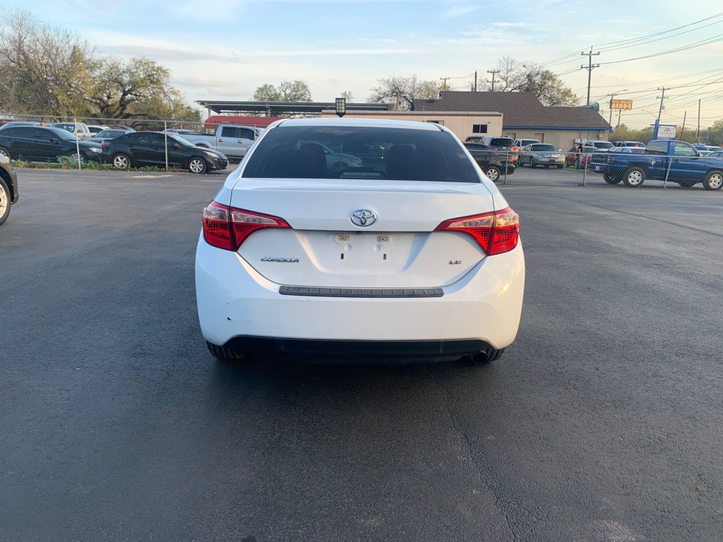 2017 Toyota Corolla Image 4