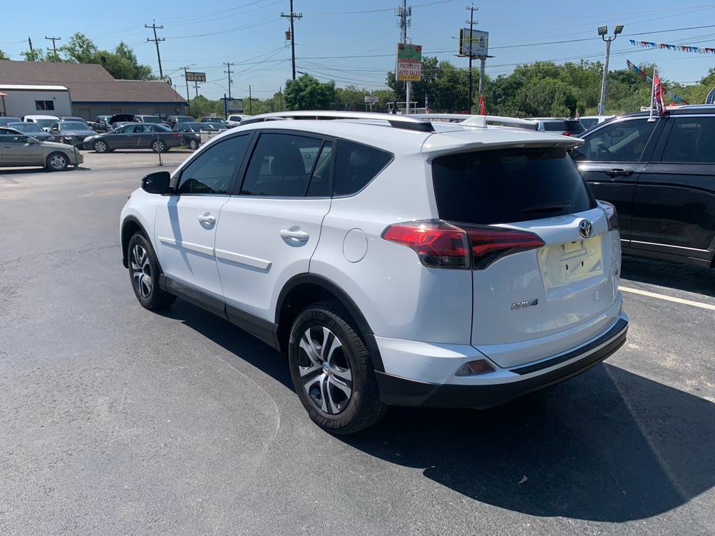 2018 Toyota Rav4 Image 5