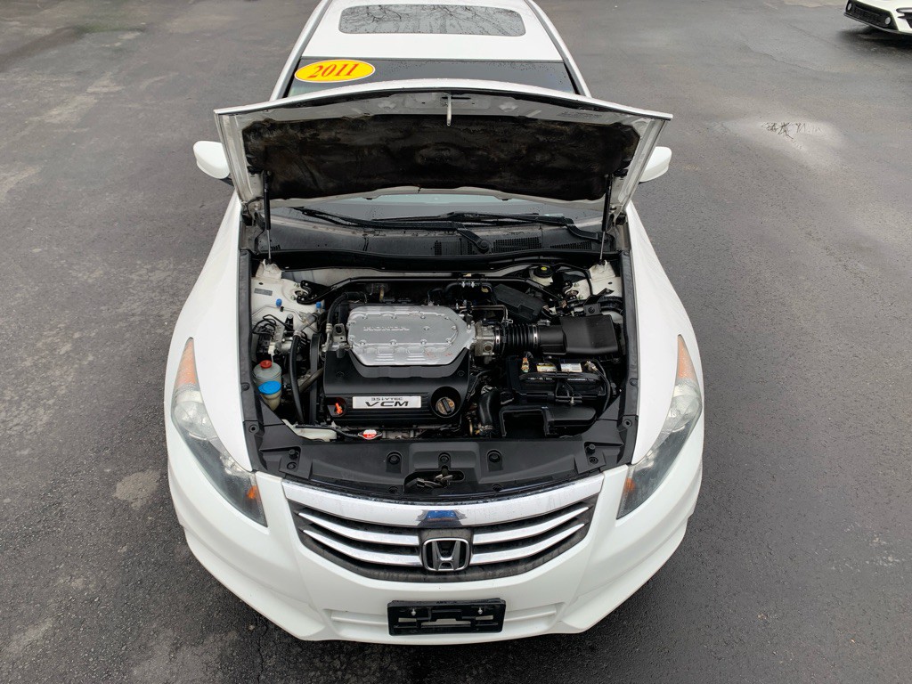 2011 Honda Accord Image 22