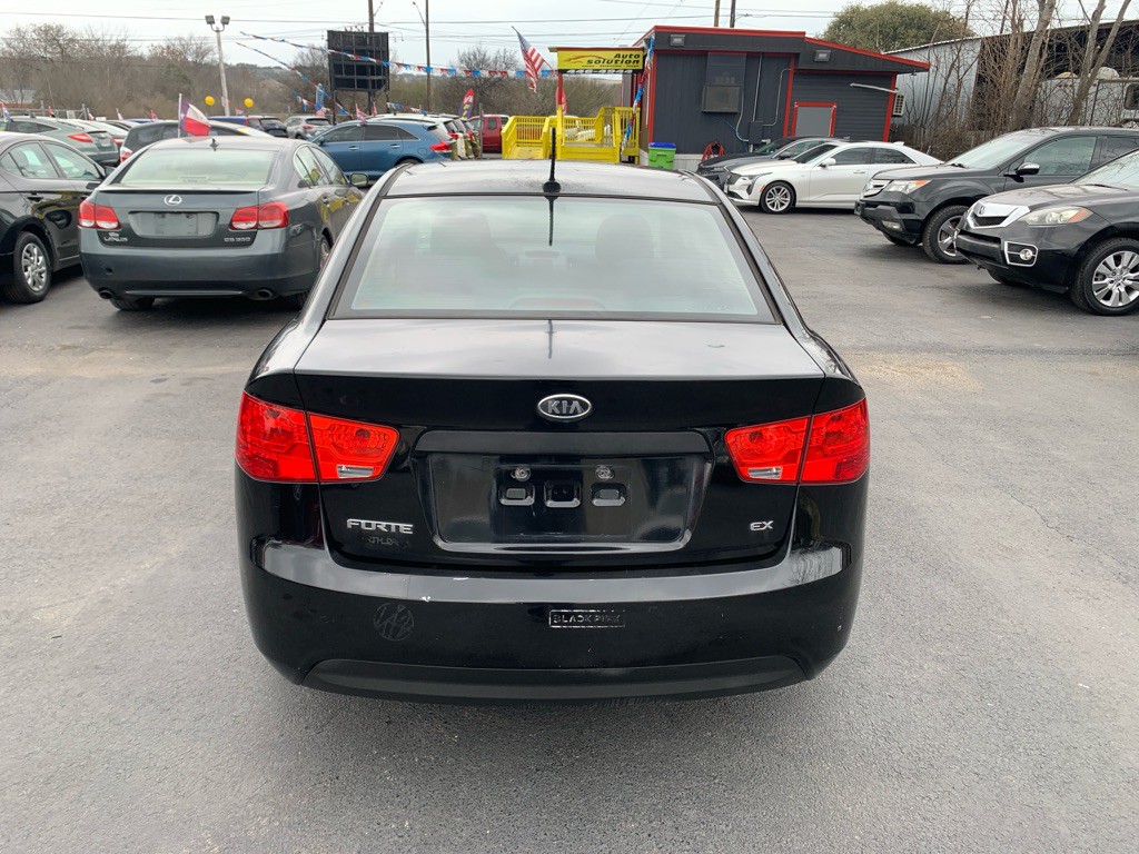 2013 Kia Forte Image 4