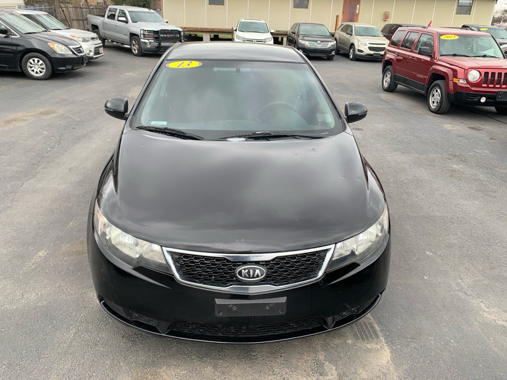 2013 Kia Forte Image 8