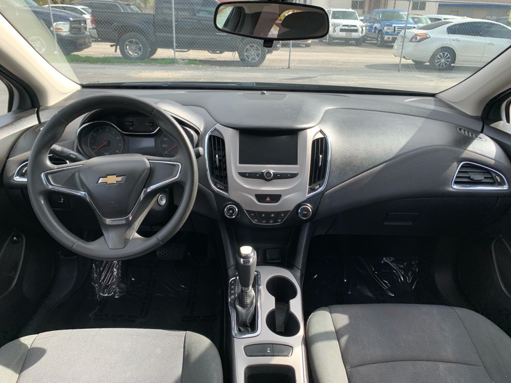 2017 Chevrolet Cruze Image 12