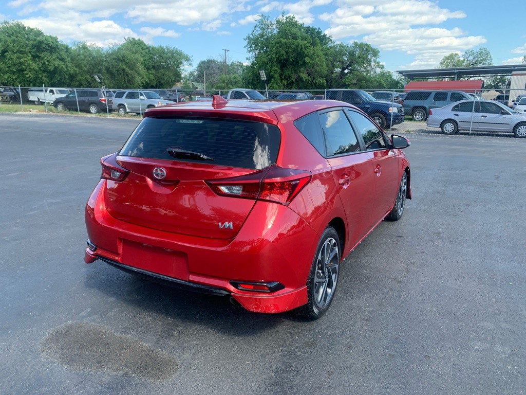 2016 Toyota Corolla Image 3
