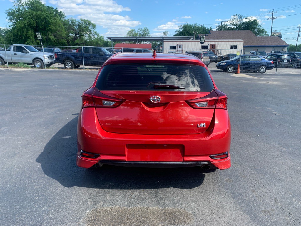 2016 Toyota Corolla Image 4