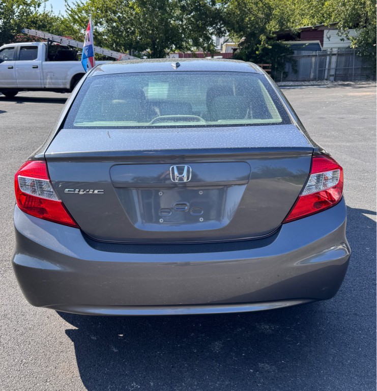 2012 Honda Civic Image 8