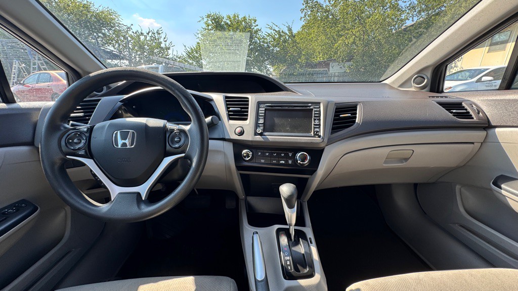 2012 Honda Civic Image 11